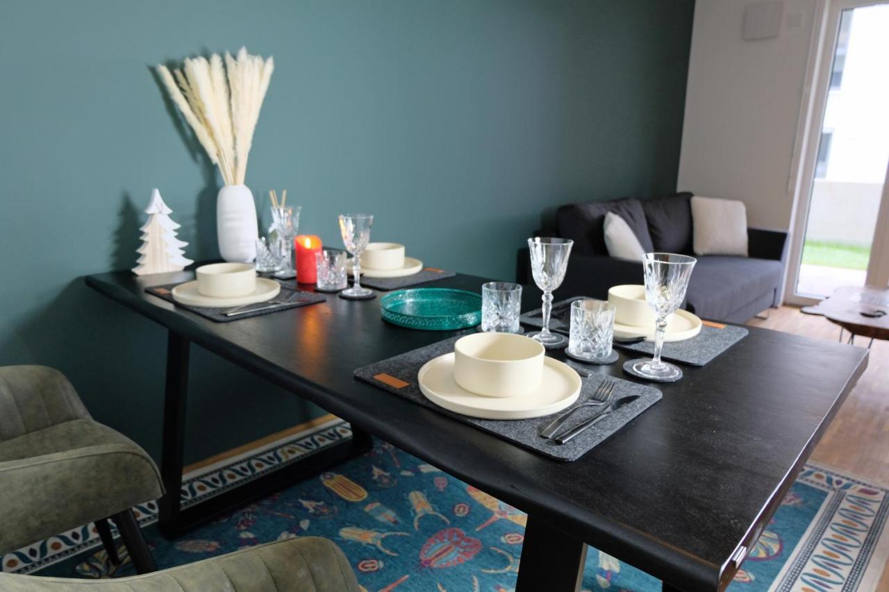 Design Apartment Nr 2 Mit Terrasse Und Parkplatz シュトラウビング エクステリア 写真